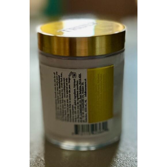 Truly Vanilla Baby Luxury Shimmer Body Butter, Moisturizer, Sealed New 6.7 Oz - Picture 3 of 4